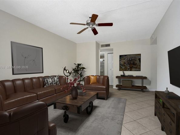 6655 W Broward Blvd 309, Plantation FL 33317