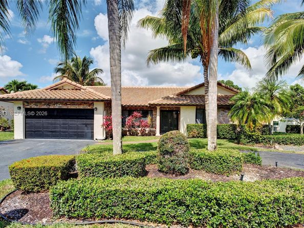 1768 NW 97th Ter, Coral Springs FL 33071