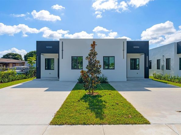 12330 SW 219th St, Miami FL 33170
