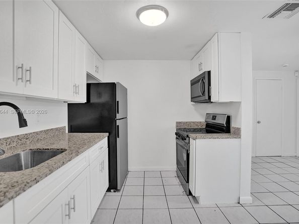 307 NW 11th Ave, Delray Beach FL 33444