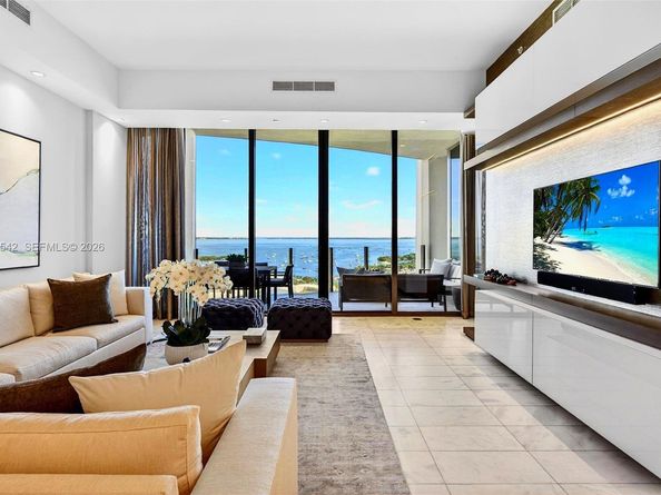 2821 S Bayshore Dr 19B, Miami FL 33133