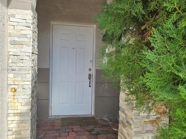 8371 SW 124th Ave 10512, Miami FL 33183