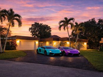 5700 White Hickory Cir