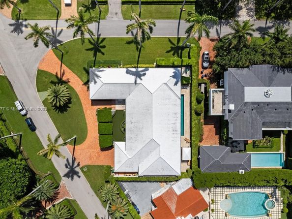 55 La Gorce Cir, Miami Beach FL 33141