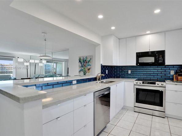 200 SE 5th Ave 405, Dania Beach FL 33004