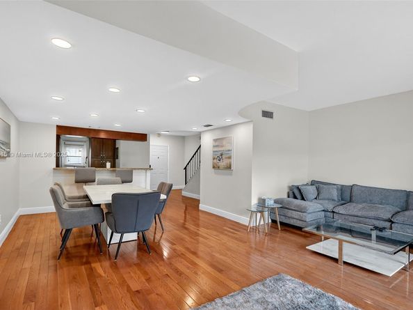 3745 NE 171st St 57, North Miami Beach FL 33160