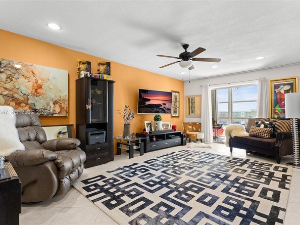 130 NE 26th Ave 4040, Boynton Beach FL 33435