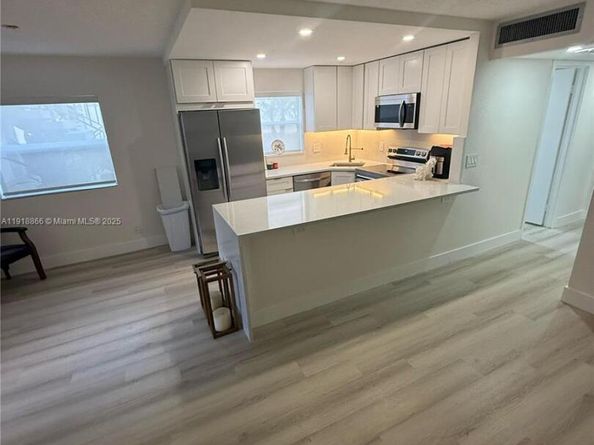 200 E Monaco  E 200, Delray Beach FL 33446