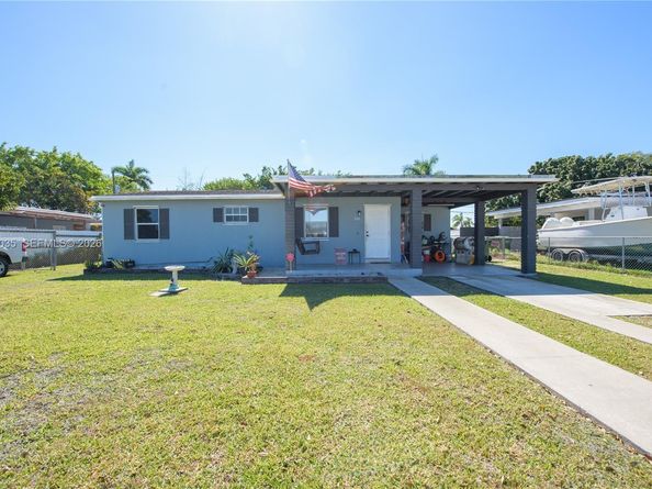 1560 NE 11th St, Homestead FL 33033
