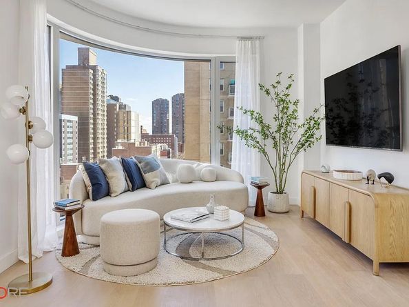 250 East 25th Street 11B, New York NY 10010