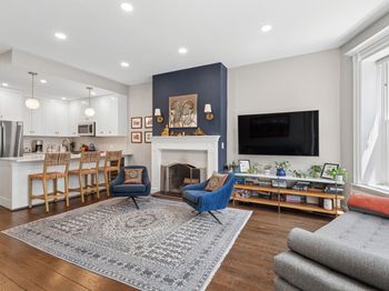 329 West 89th Street