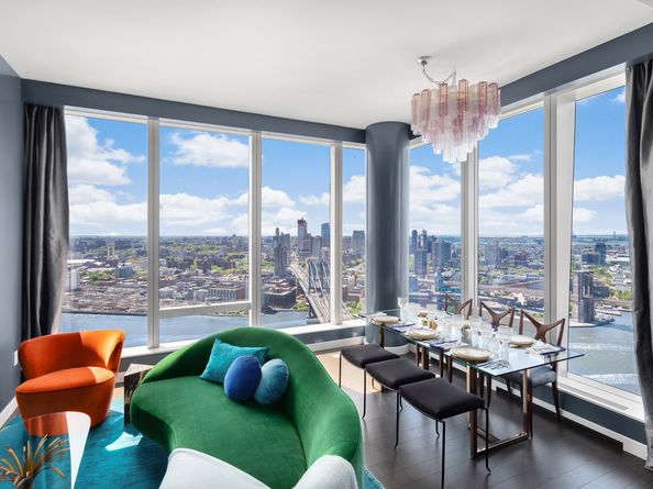 252 South Street 49C, New York NY 10002