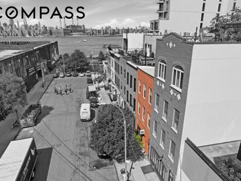 29 Greenpoint Avenue