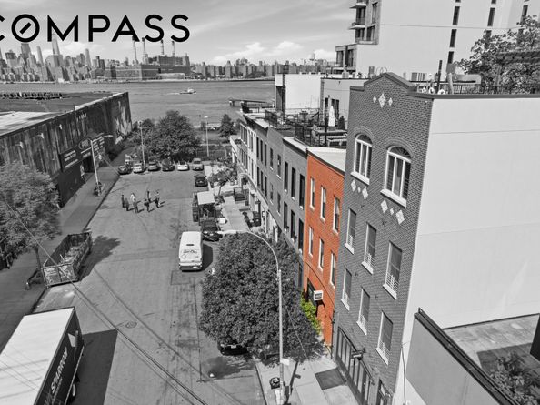 29 Greenpoint Avenue, Brooklyn NY 11222