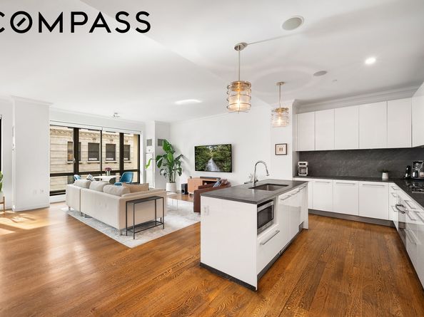 4 West 21st Street 10B, New York NY 10010