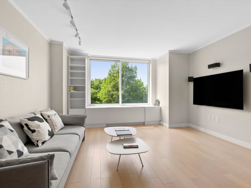 212 Warren Street 3E, New York NY 10282