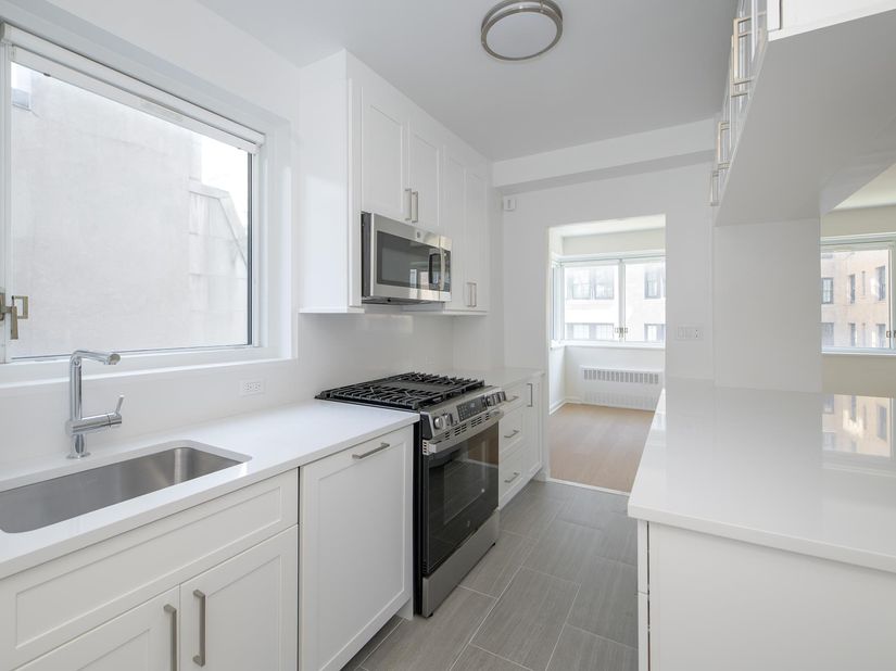 20 East 68th Street 9A, New York NY 10065