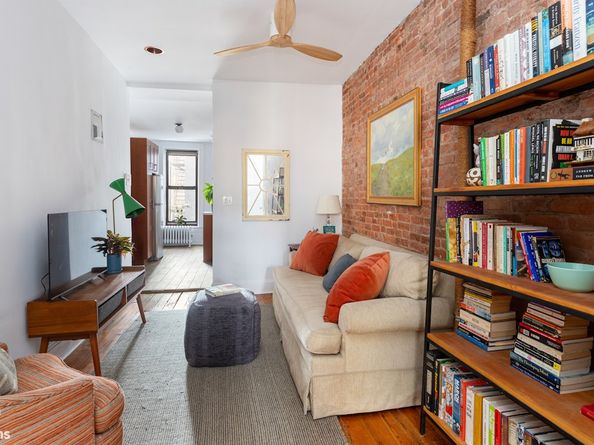 537 Clinton Street 2B, Brooklyn NY 11231