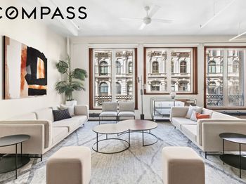 652 Broadway
