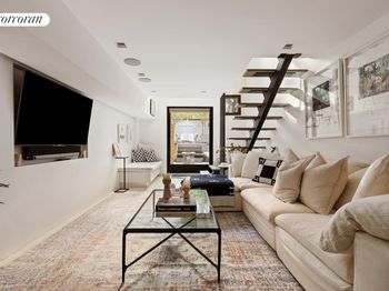 451 West 22nd Street