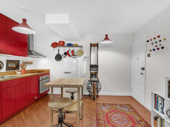 22 Irving Place 1E, New York NY 10003