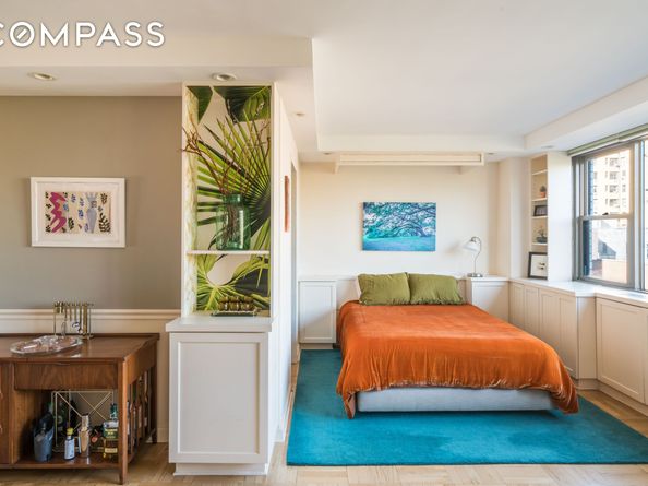 230 East 15th Street 8N, New York NY 10003