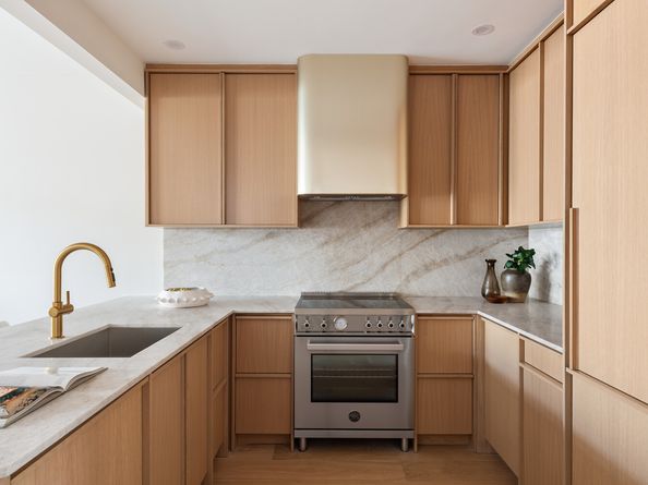 215 Calyer Street 2, Brooklyn NY 11222