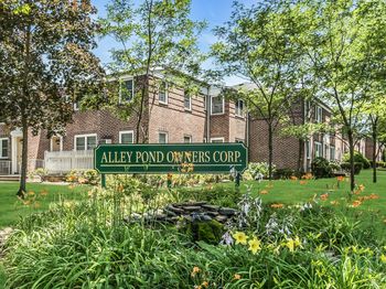 78-07 Springfield Boulevard