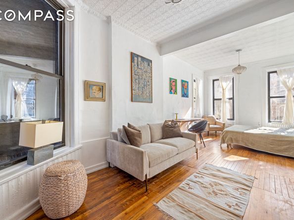 349 West Broadway 10, New York NY 10013