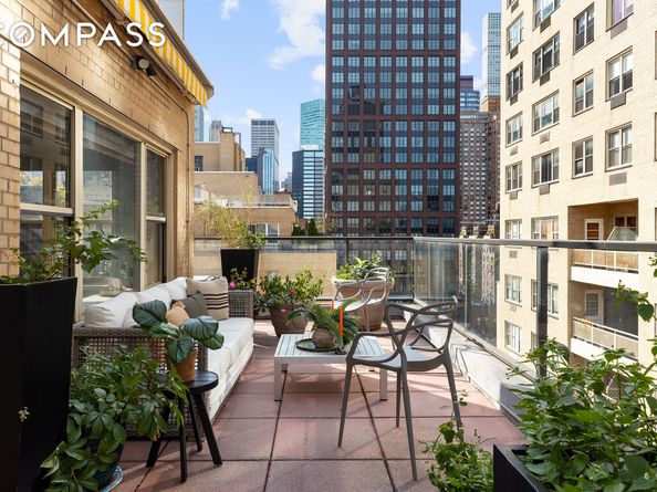 415 East 52nd Street PHCB, New York NY 10022