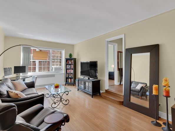 35-25 77th Street B44, Queens NY 11372