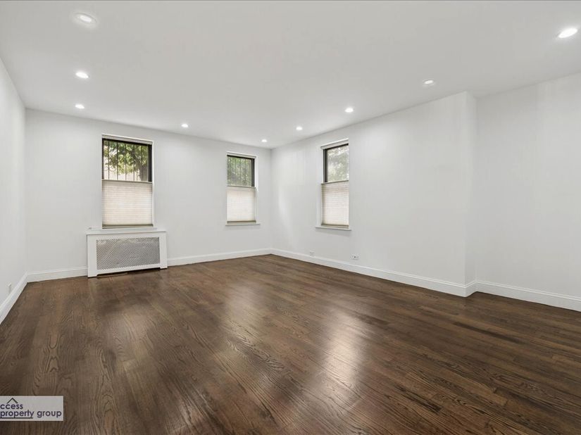 98 Park Terrace E 1E, New York NY 10034