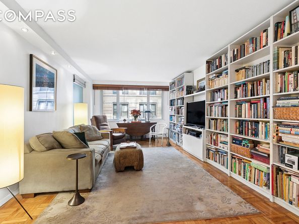 301 East 22nd Street 3PR, New York NY 10010