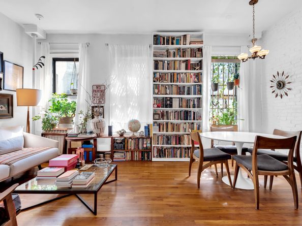 993 Amsterdam Avenue 4B, New York NY 10025