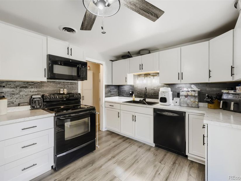 8906 Oakwood Street, Westminster CO 80031