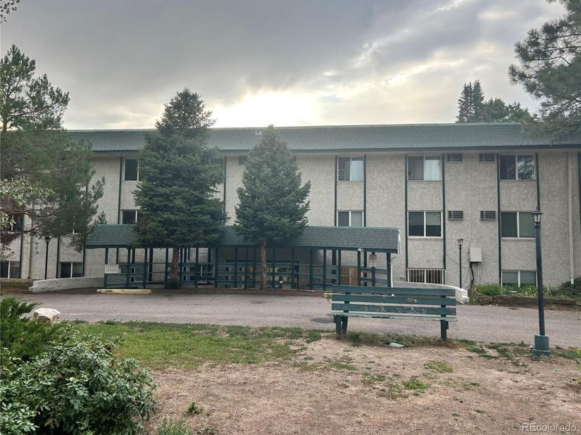 8824 E Florida Avenue 105, Denver CO 80247