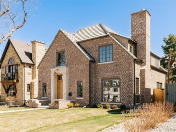 858 S Saint Paul Street