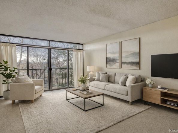 2 Adams Street 303, Denver CO 80206