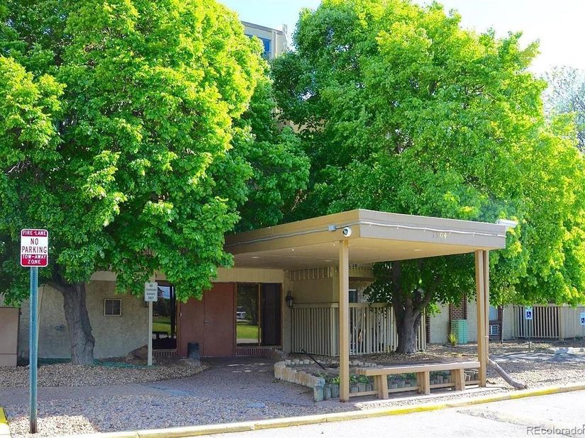 1304 S Parker Road 360, Denver CO 80231