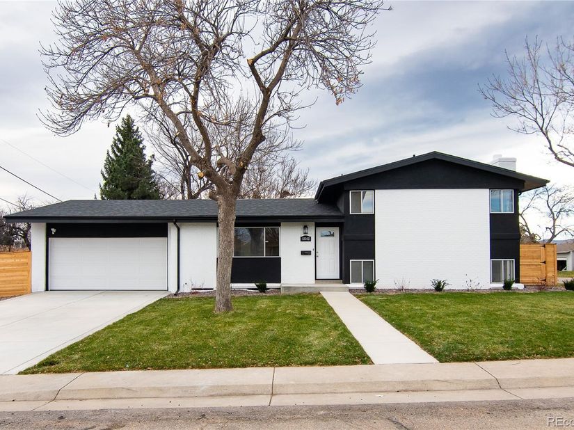 12362 W 60th Place, Arvada CO 80004