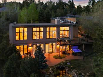 21946 Panorama Drive