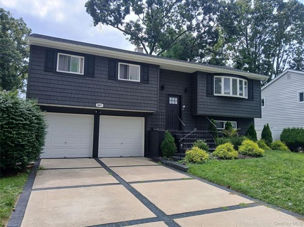 807 Iris Place, West Hempstead NY 11552