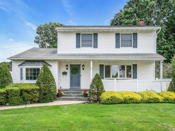 7 Tomkins Court