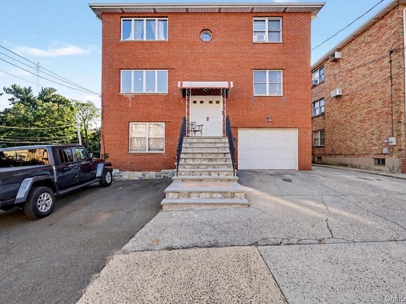 17 aka 13 Smart Avenue, Yonkers NY 10704