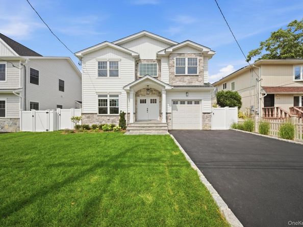 1586 Maeder Avenue, Merrick NY 11566