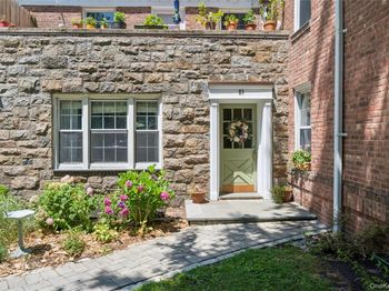 84 Pinewood Road