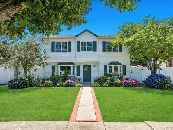 2362 6th Street, East Meadow NY 11554