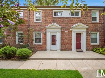 147-47 Charter Road