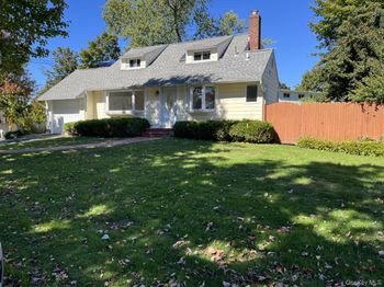 4 Elmont Lane