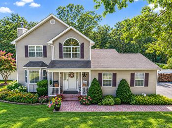 8 Sommerset Drive